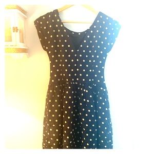Polka dot fitted waste dress